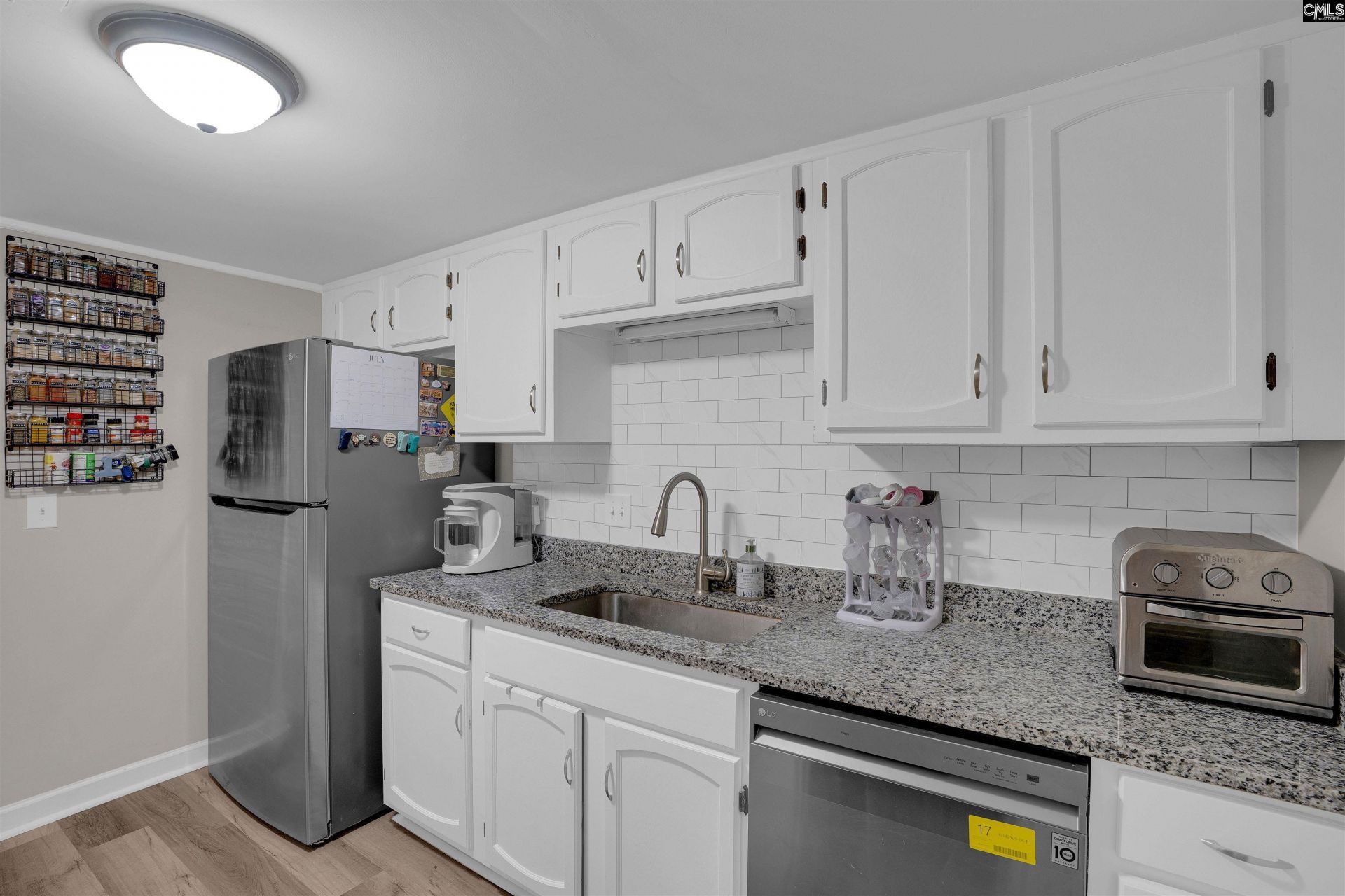 345 Rutledge Place  Photo 14