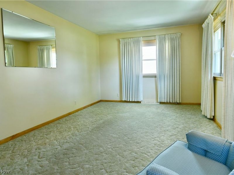 3985 Valacamp Avenue SE, Warren, OH 44484 Photo 11