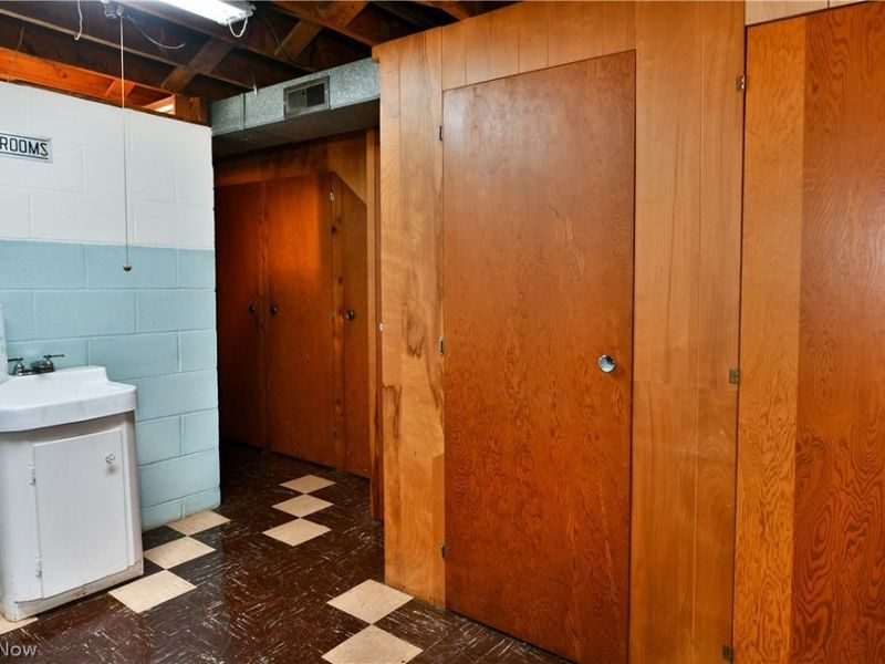 3985 Valacamp Avenue SE, Warren, OH 44484 Photo 19