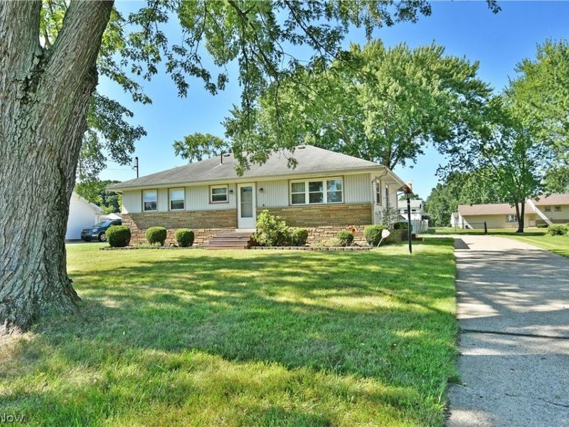 3985 Valacamp Avenue SE, Warren, OH 44484 Photo 3