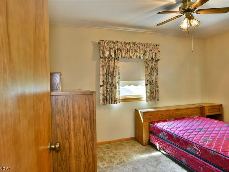 3985 Valacamp Avenue SE, Warren, OH 44484 Photo 32