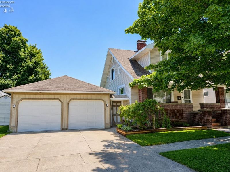 1014 Ging Street, Sandusky, OH 44870 Photo 1