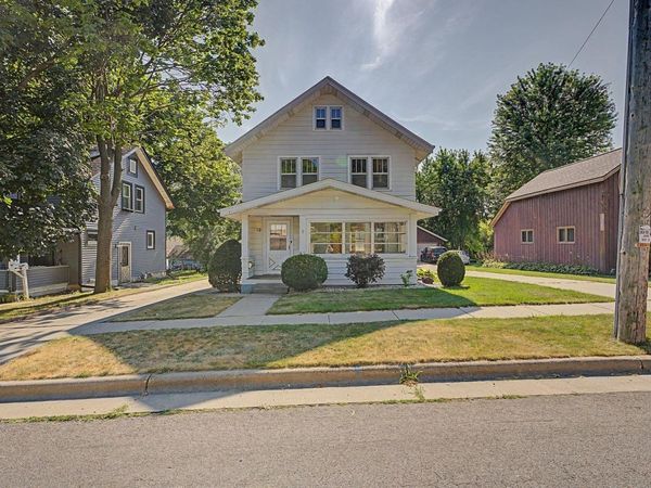 137 South Street, Sun Prairie, WI 53590