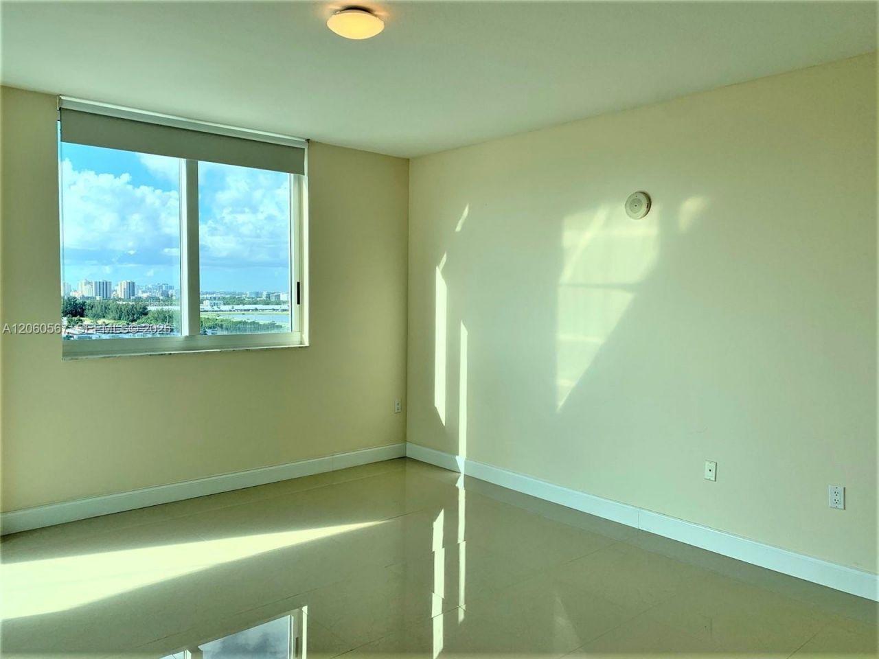 1745 E Hallandale Beach Blvd, Unit 1606W, Hallandale Beach, FL 33009 Photo