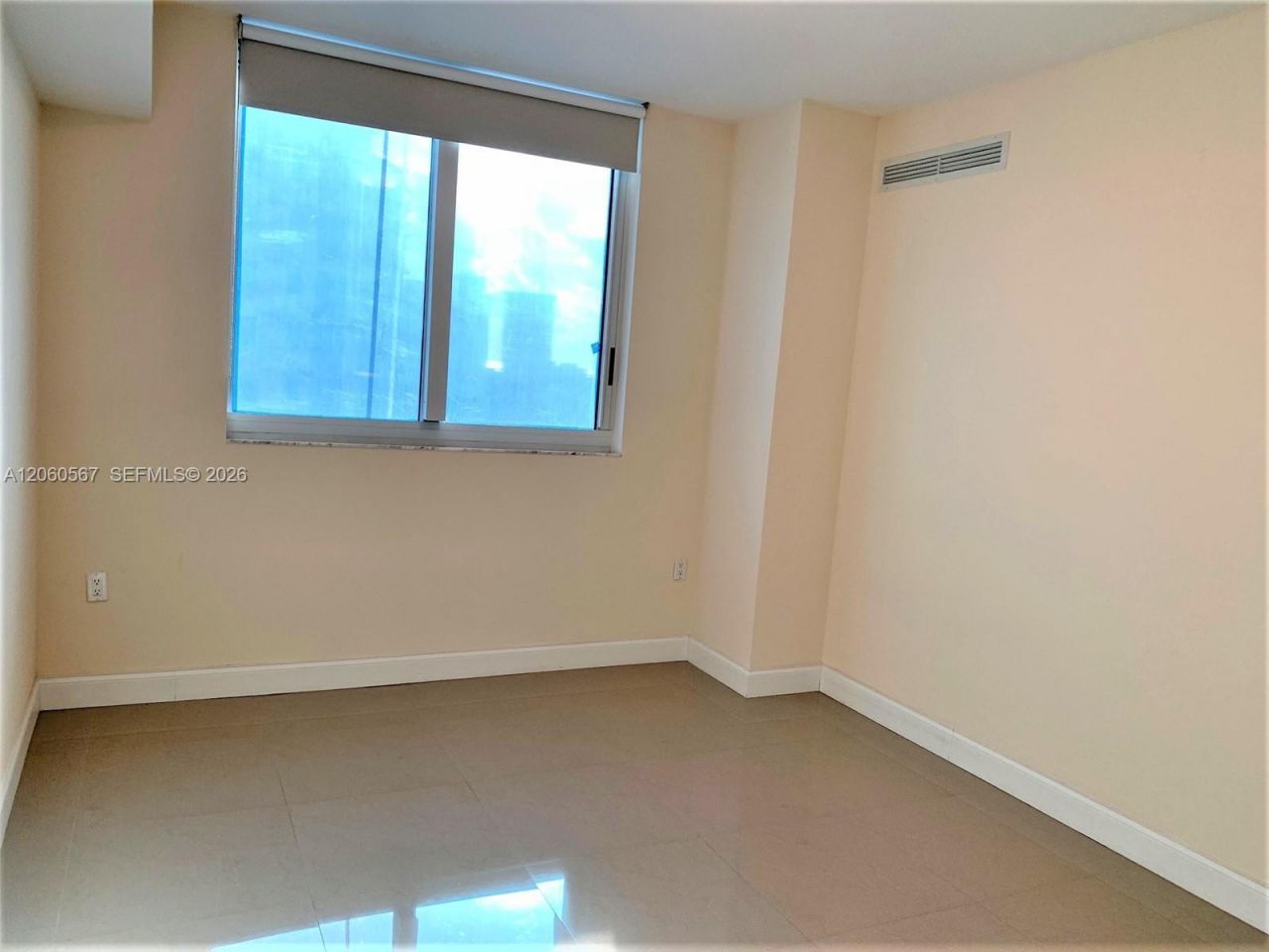 1745 E Hallandale Beach Blvd, Unit 1606W, Hallandale Beach, FL 33009 Photo