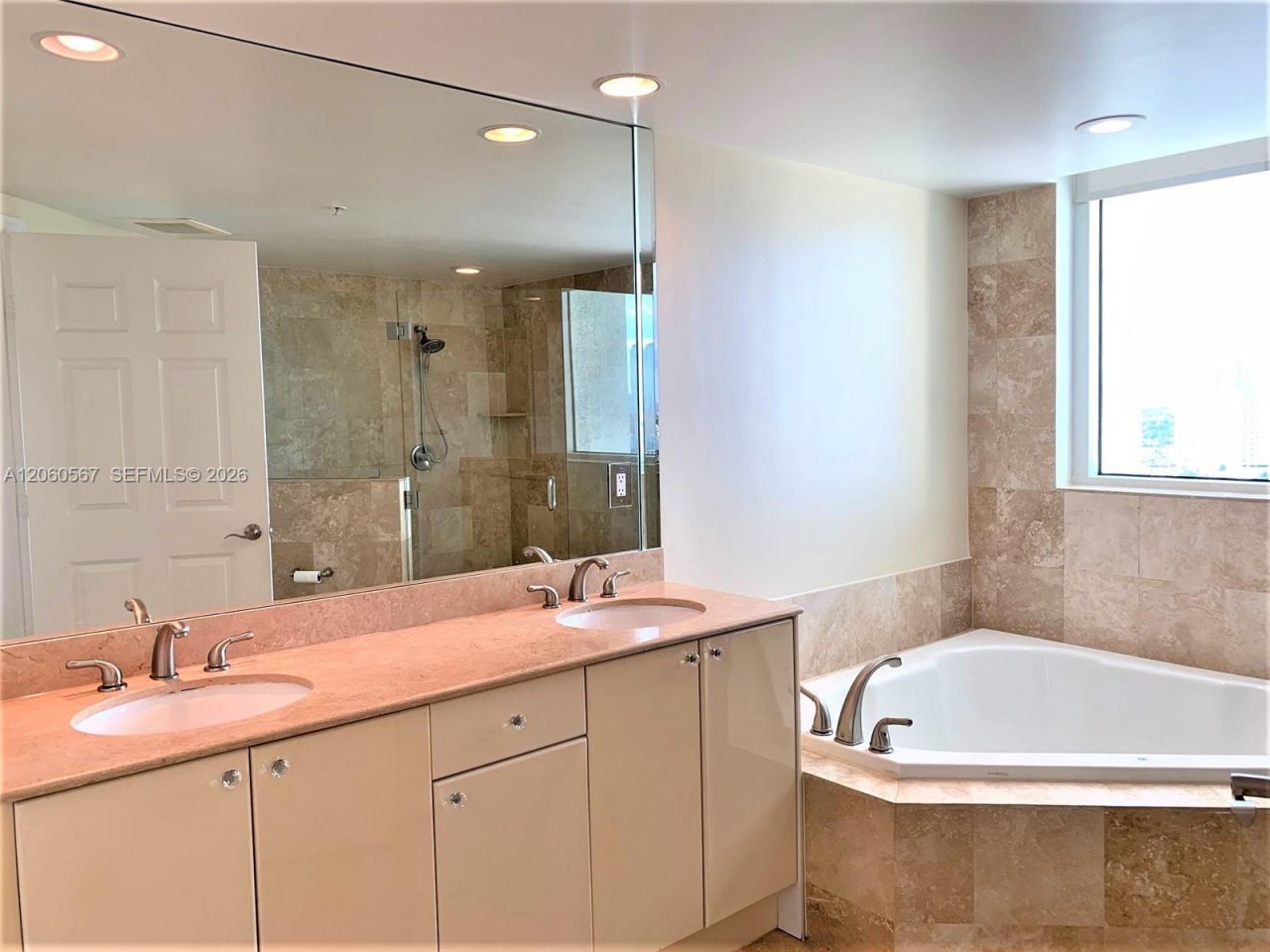 1745 E Hallandale Beach Blvd, Unit 1606W, Hallandale Beach, FL 33009 Photo
