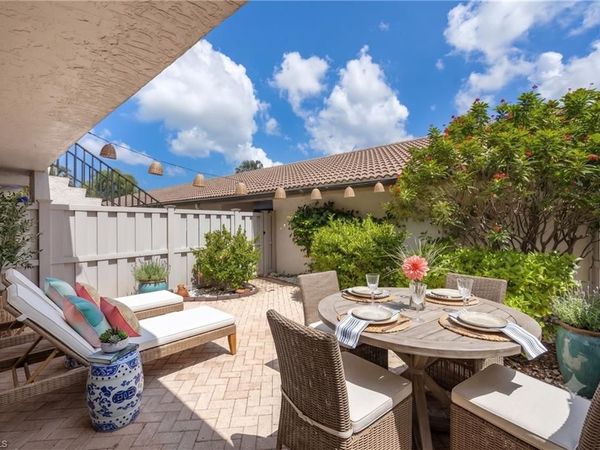 3350 10th ST N, Unit 1104, NAPLES, FL 34103