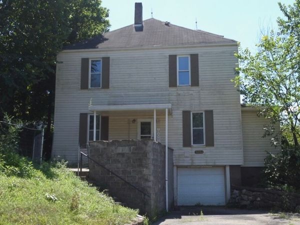 71793 Church Street, St Clairsville, OH 43950