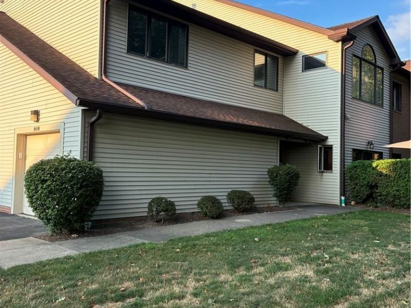 7272 Village Drive, Concord Township, OH 44060 Photo 4