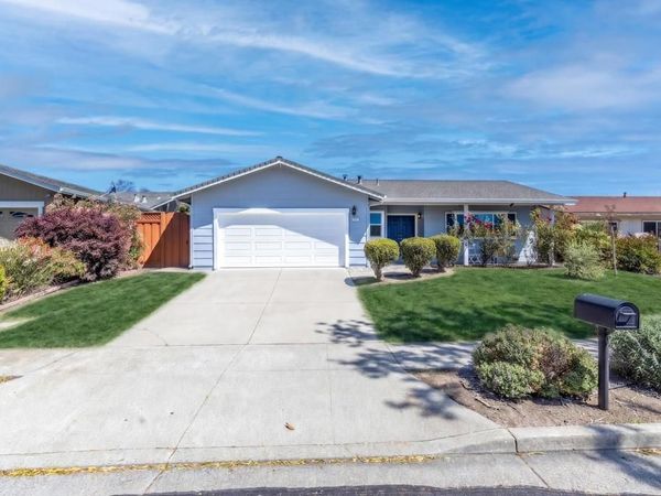 38475 Jacaranda Dr, Newark, CA 94560