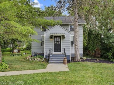 511 Ash Street, Carleton Village, Mi 48117