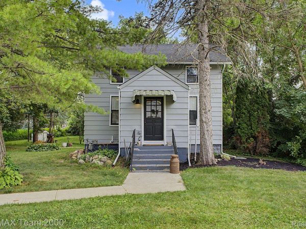 511 Ash Street, Carleton Village, Mi 48117