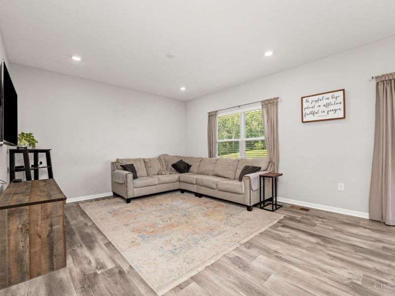 1184 Mcmills Drive, Miami Twp, OH 45150 Photo 5