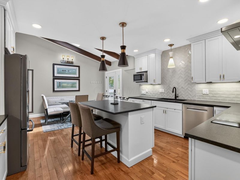 2567 Scottwood Road, Columbus, OH 43209 Photo 12
