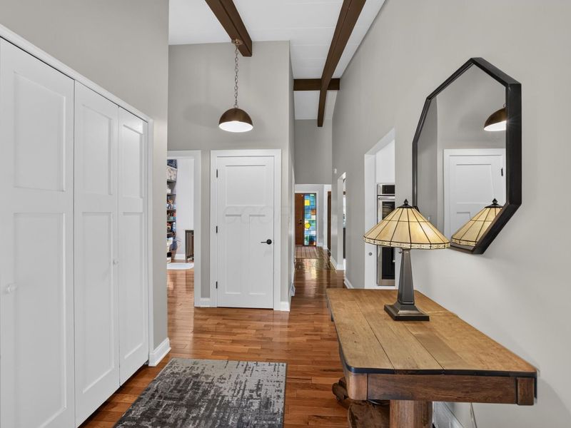 2567 Scottwood Road, Columbus, OH 43209 Photo 18
