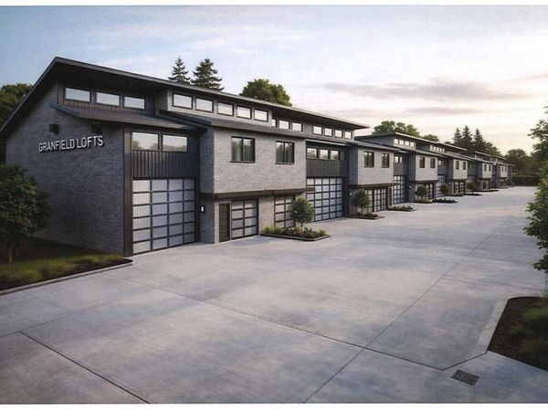 6138 Highway 36 Boulevard N, Unit 105-109, Oakdale, MN 55128
