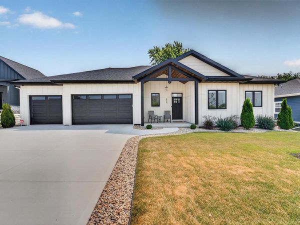 835 Schewe Road, Middleton, WI 53562