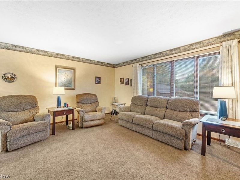 1213 George Street SW, Canton, OH 44706 Photo 4