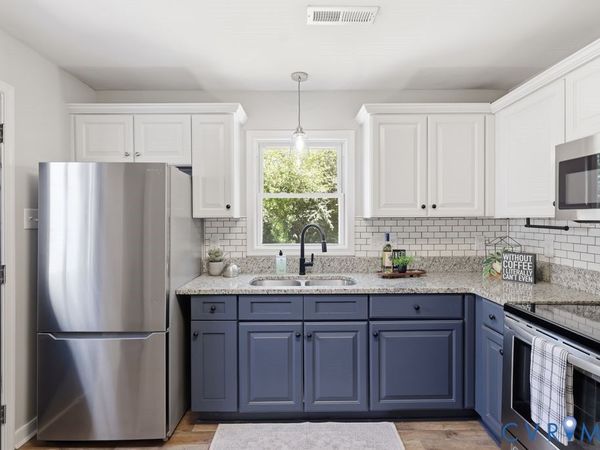 15911 Edgewood Drive, Chester, VA 23831