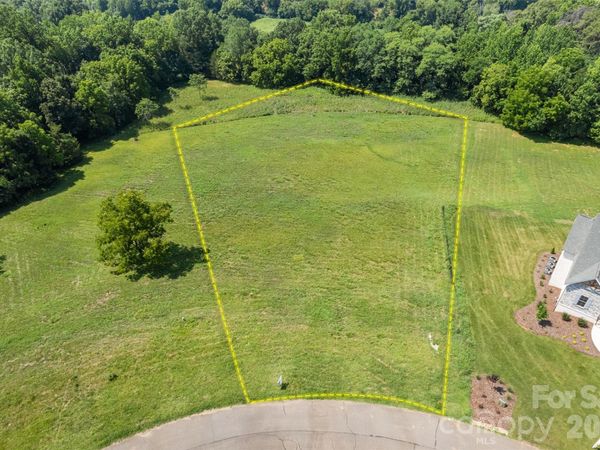 3949 Valley View Circle, Clemmons, NC 27012