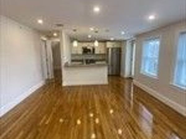 15-17 Grant Place, Unit 4, Boston, MA 02124