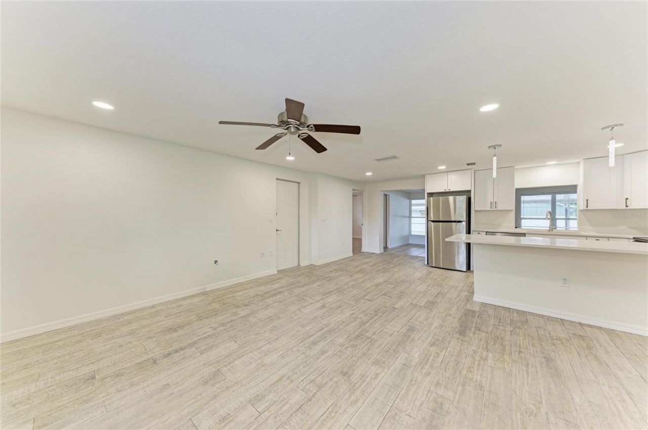 4319 Augustine Avenue, Sarasota, FL 34231 Photo