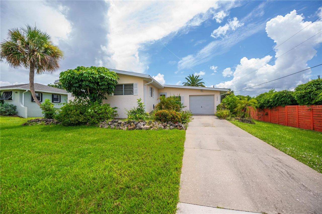 2828 Magnolia Way, Punta Gorda, FL 33950 Photo