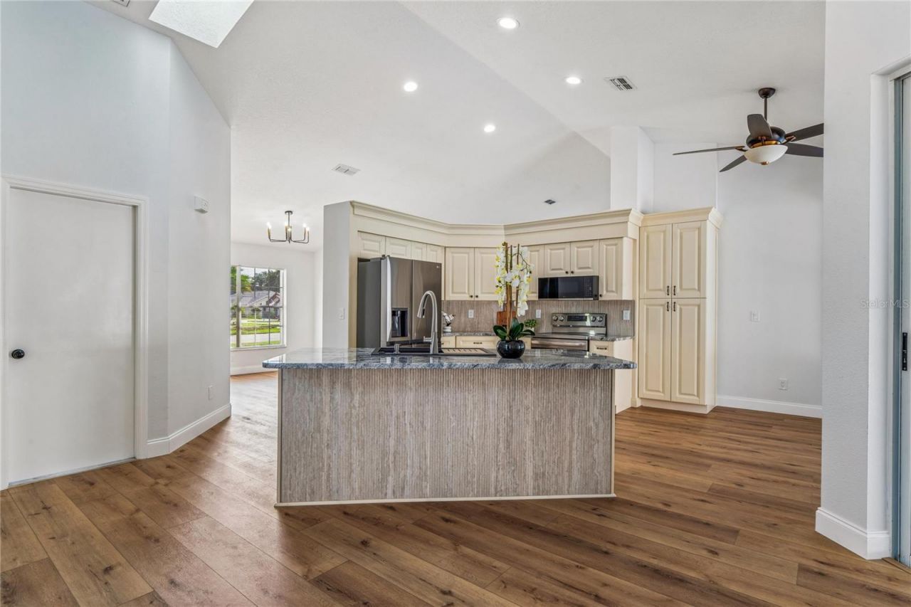 10150 Hermosillo , New Port Richey, FL 34655 Photo