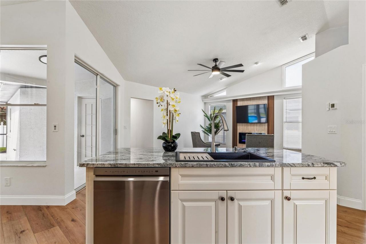 10150 Hermosillo , New Port Richey, FL 34655 Photo