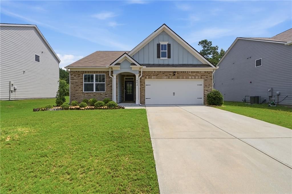 4410 Montberry Ln, Fairburn, GA 30213 Main Photo