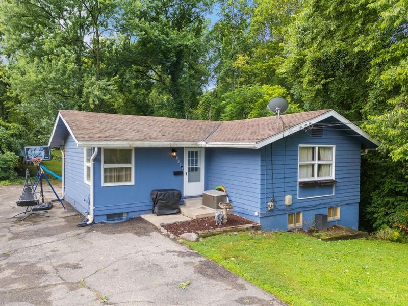 681 Springer Avenue, Woodlawn, OH 45215 Photo 1