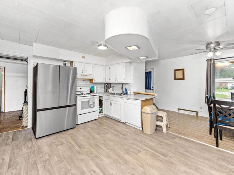 681 Springer Avenue, Woodlawn, OH 45215 Photo 7