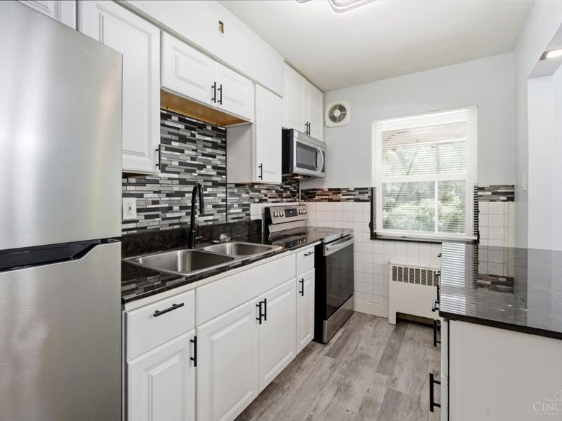 3524 Hazelwood Avenue, Cincinnati, OH 45211 Photo 17