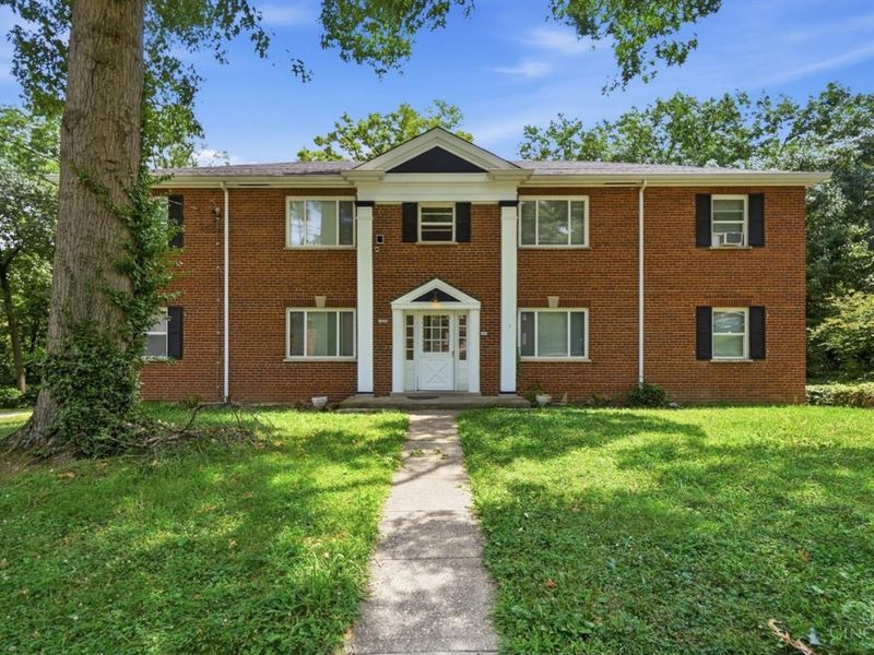 3524 Hazelwood Avenue, Cincinnati, OH 45211 Photo 2
