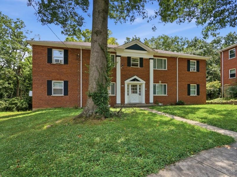 3524 Hazelwood Avenue, Cincinnati, OH 45211 Photo 3