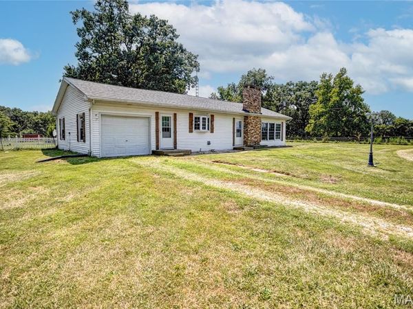 1039 E State Route 108 , Rockbridge, IL 62081