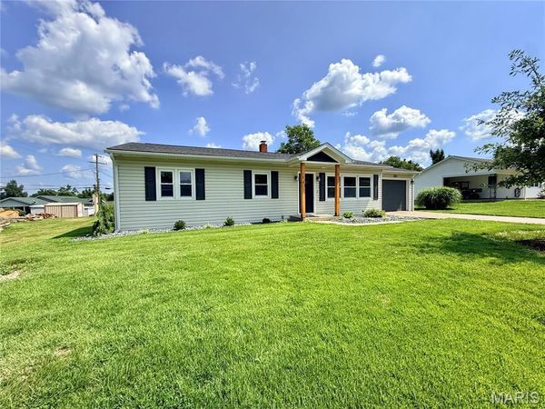 305 Cleo Street, Perryville, MO 63775