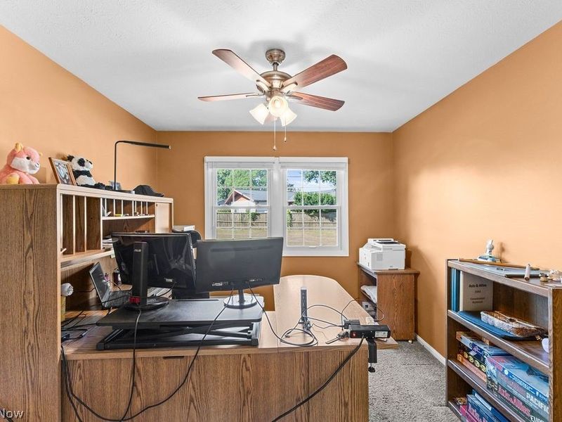 586 Brookpark Drive, Cuyahoga Falls, OH 44223 Photo 11