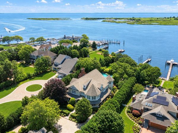 608 Shore Drive , Oakdale, NY 11769