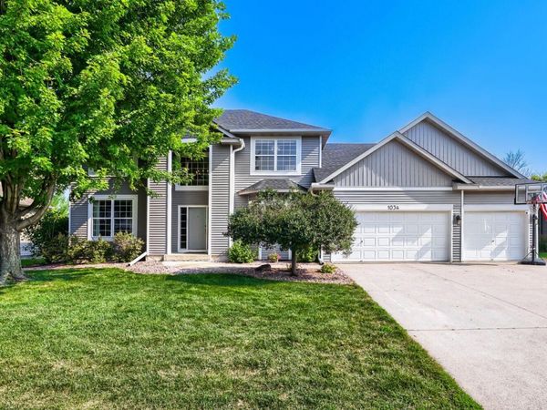 1034 Windmill Creek N, Waconia, MN 55387