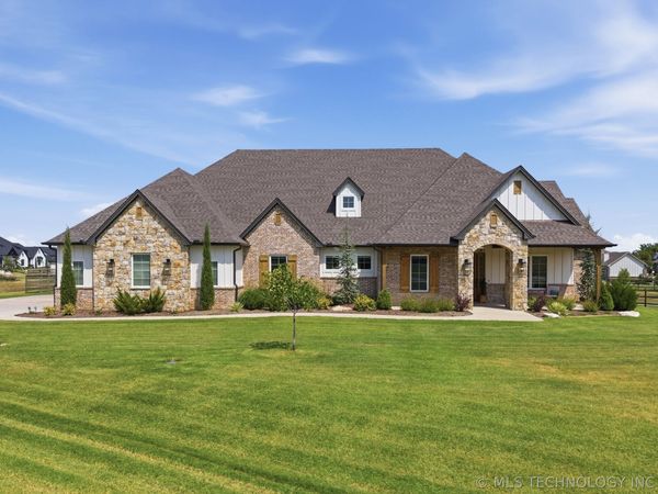 18679 E Limestone Lane, Owasso, OK 74055