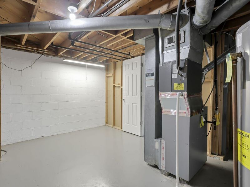 1746 Pine Tree Street S, Unit H, Columbus, OH 43229 Photo 36