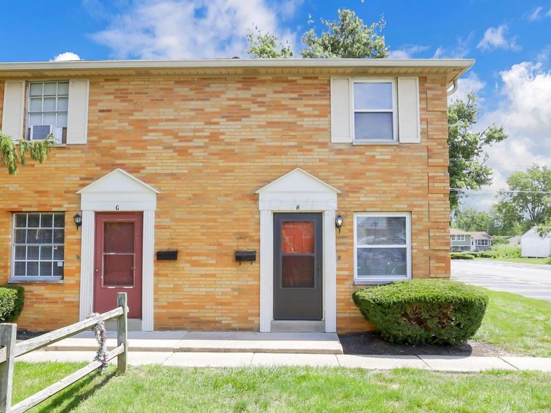 1746 Pine Tree Street S, Unit H, Columbus, OH 43229 Photo 7