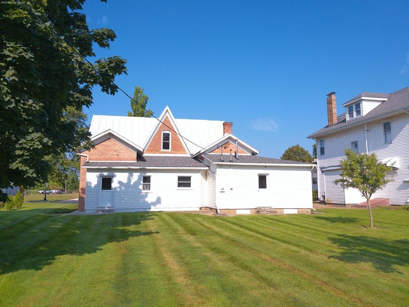 220 S Washington Street, New Bremen, OH 45869 Photo 3