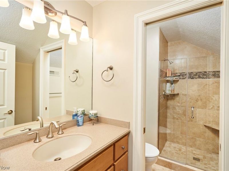 662 Heatherleigh Drive, Akron, OH 44333 Photo 29