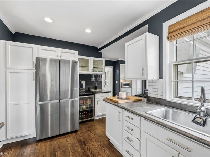 58 E Washington Street, Chagrin Falls, OH 44022 Photo 8