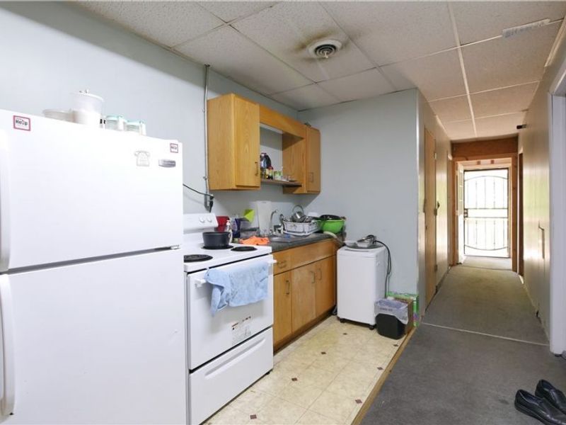 108 E Main Street, McConnelsville, OH 43756 Photo 7