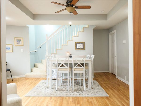 2228 Maple Street , Des Moines, IA 50317