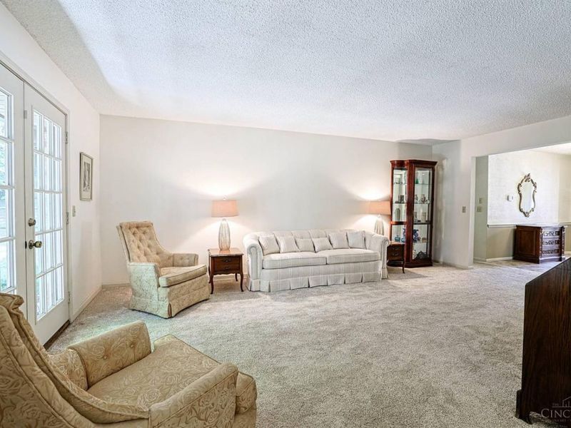 734 Story Drive, Fairfield, OH 45014 Photo 8