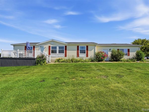 4468 Wynnwood Drive, Howell Township, Mi 48843